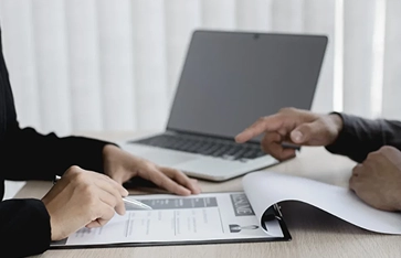 Guía legal: ¿Cómo dar de alta tu empresa y trabajadores?